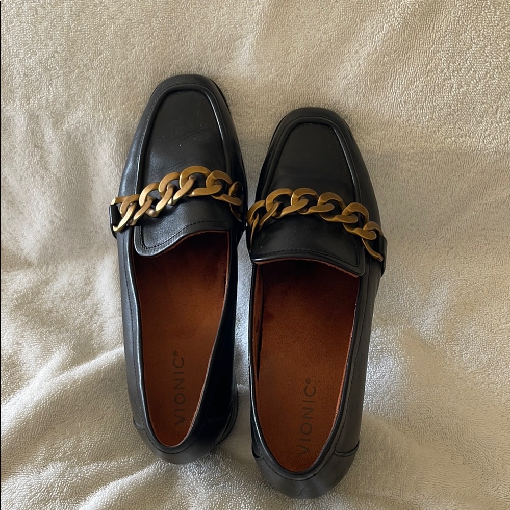 Vionic Mizelle loafer size 8.5